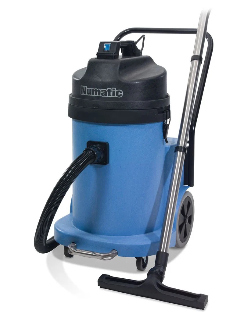 Aspirateur Numatic Eau & poussières CV900