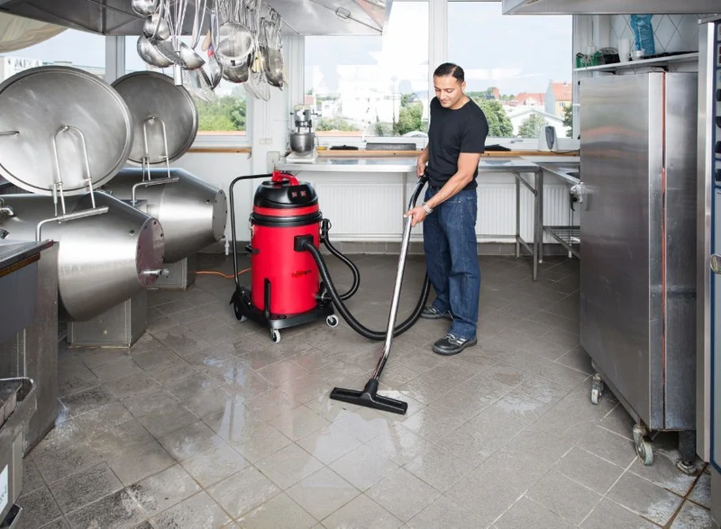 Aspirateur eau et poussière Viper LSU 135P (35L), cuve plastique