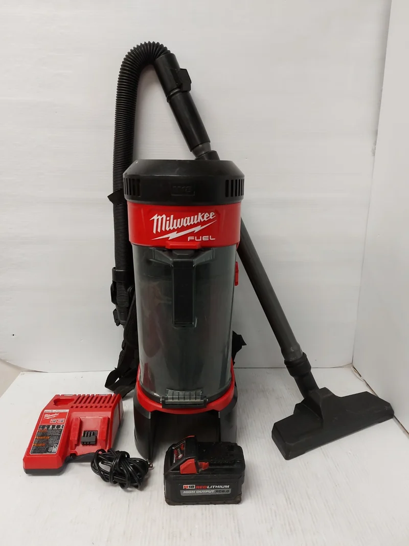(N88191-1) Milwaukee 0885-20 Shop Vac