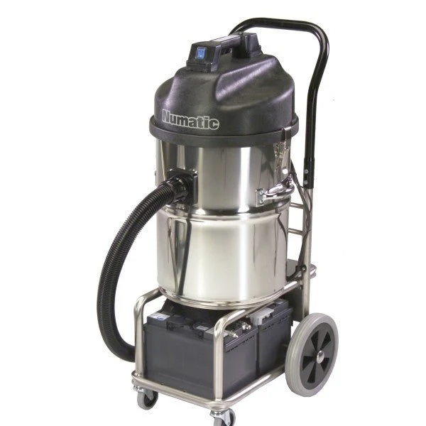 Aspirateur à batterie eau et poussière Numatic WVDB750T (35/25L)