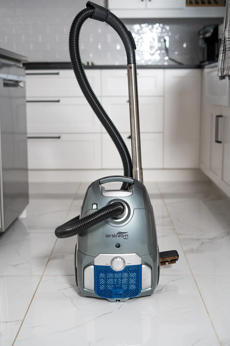Aspirateur chariot - Airstream AS200 - Filtre HEPA - Balai à air turbo