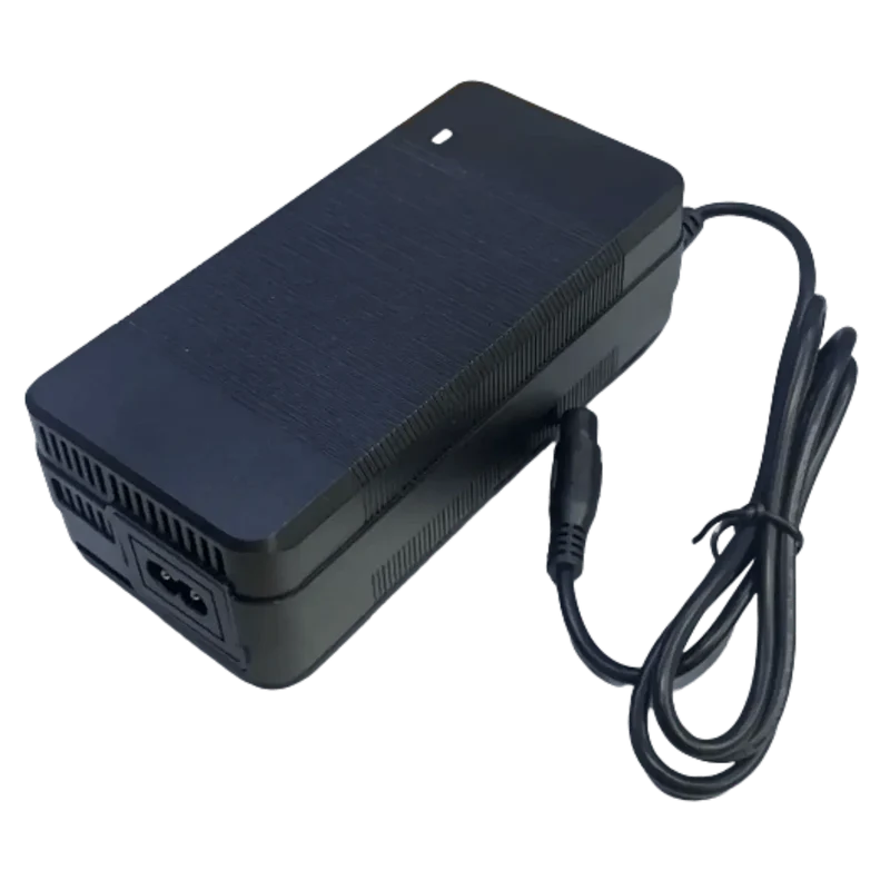 Chargeur 54.6V 3A Li-ion GX12