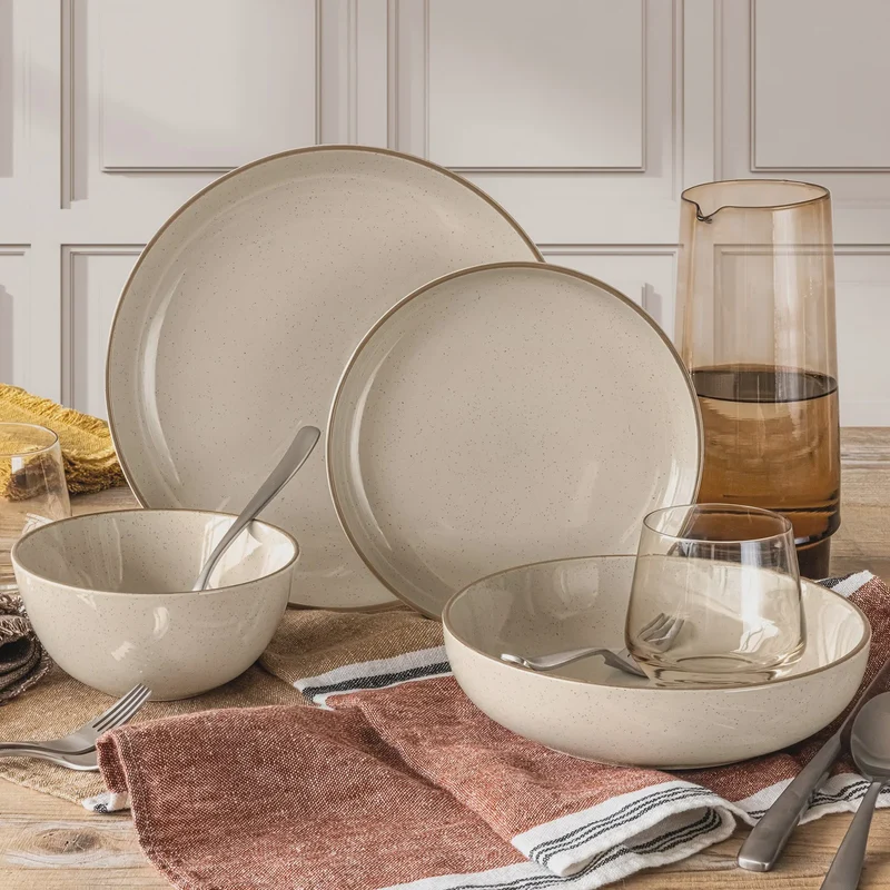 Over and Back Options 16 Piece Dinnerware Set