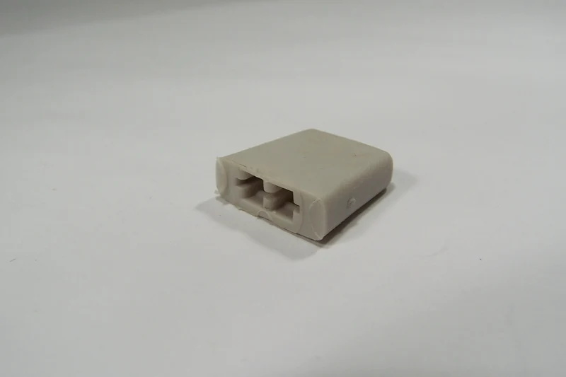 BOUCHON EN PLASTIQUE POUR BA510 TP210