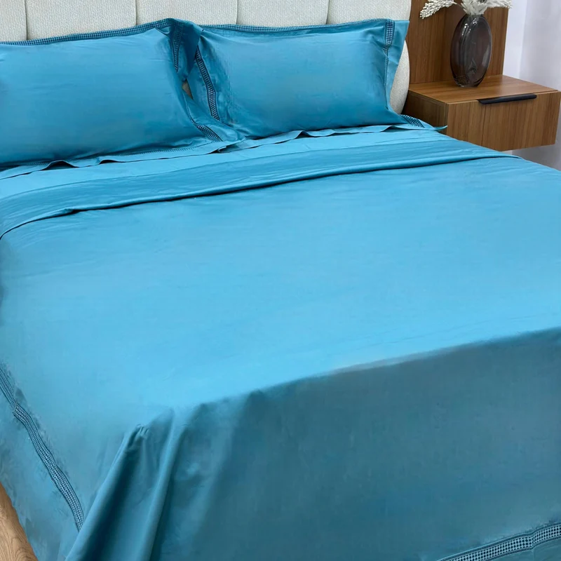 Parure de lit 4pcs 200x230cm / 245x265cm / 50x70cm x2