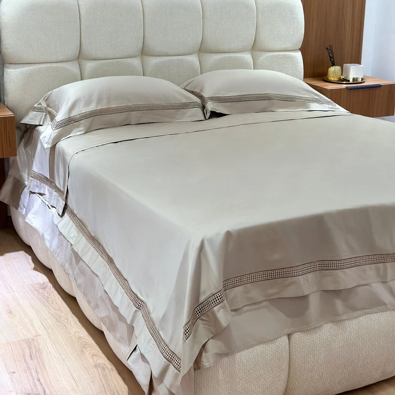 Parure de lit 4pcs 200x230cm / 245x265cm / 50x70cm x2